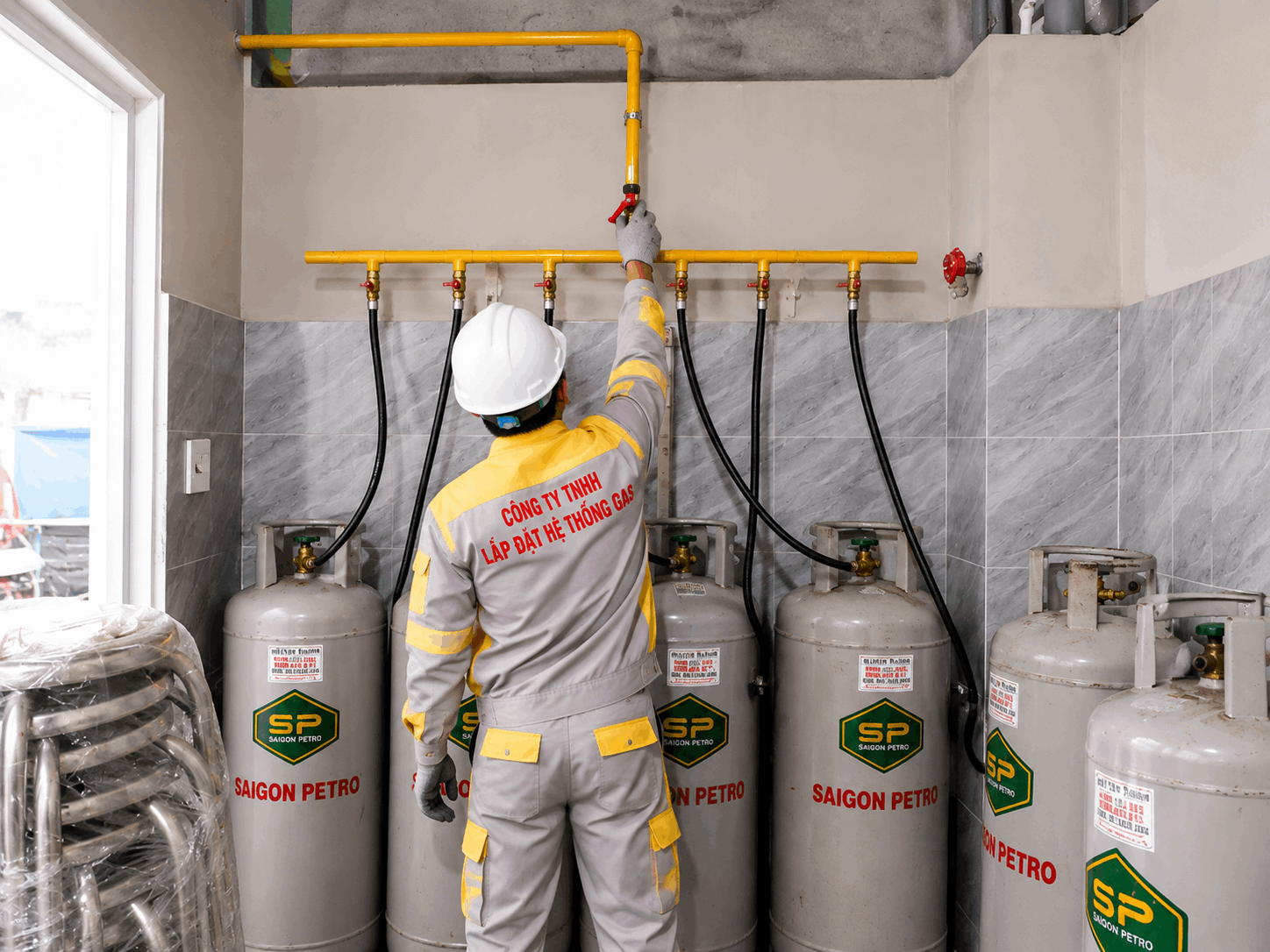 Lắp đặt hệ thống gas