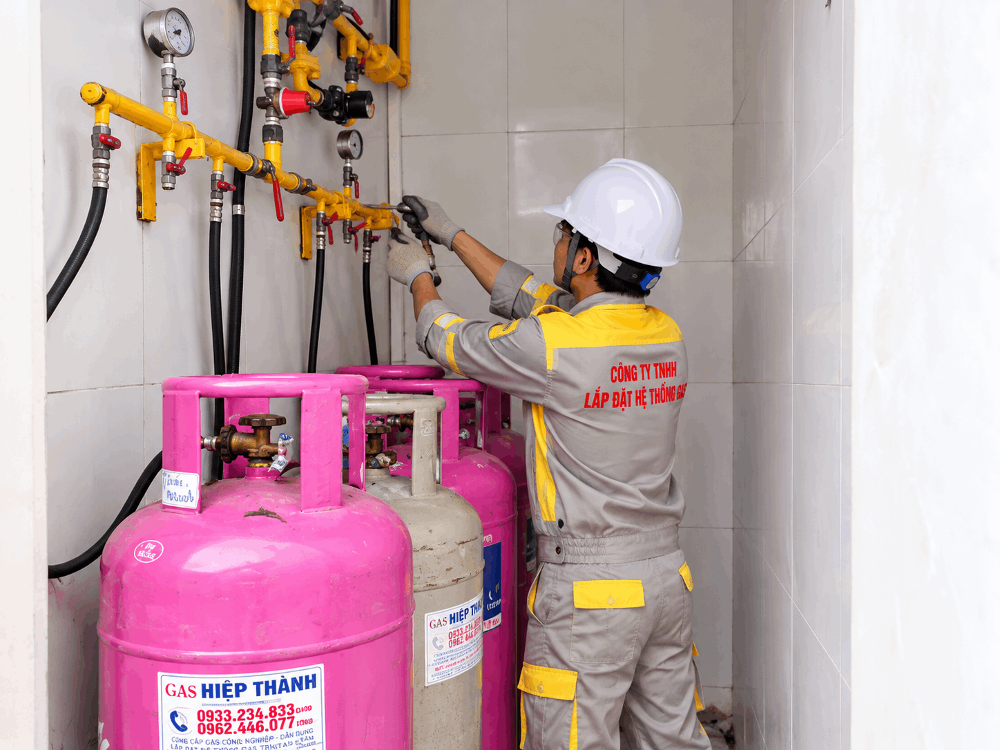 Lắp đặt hệ thống khách sạn